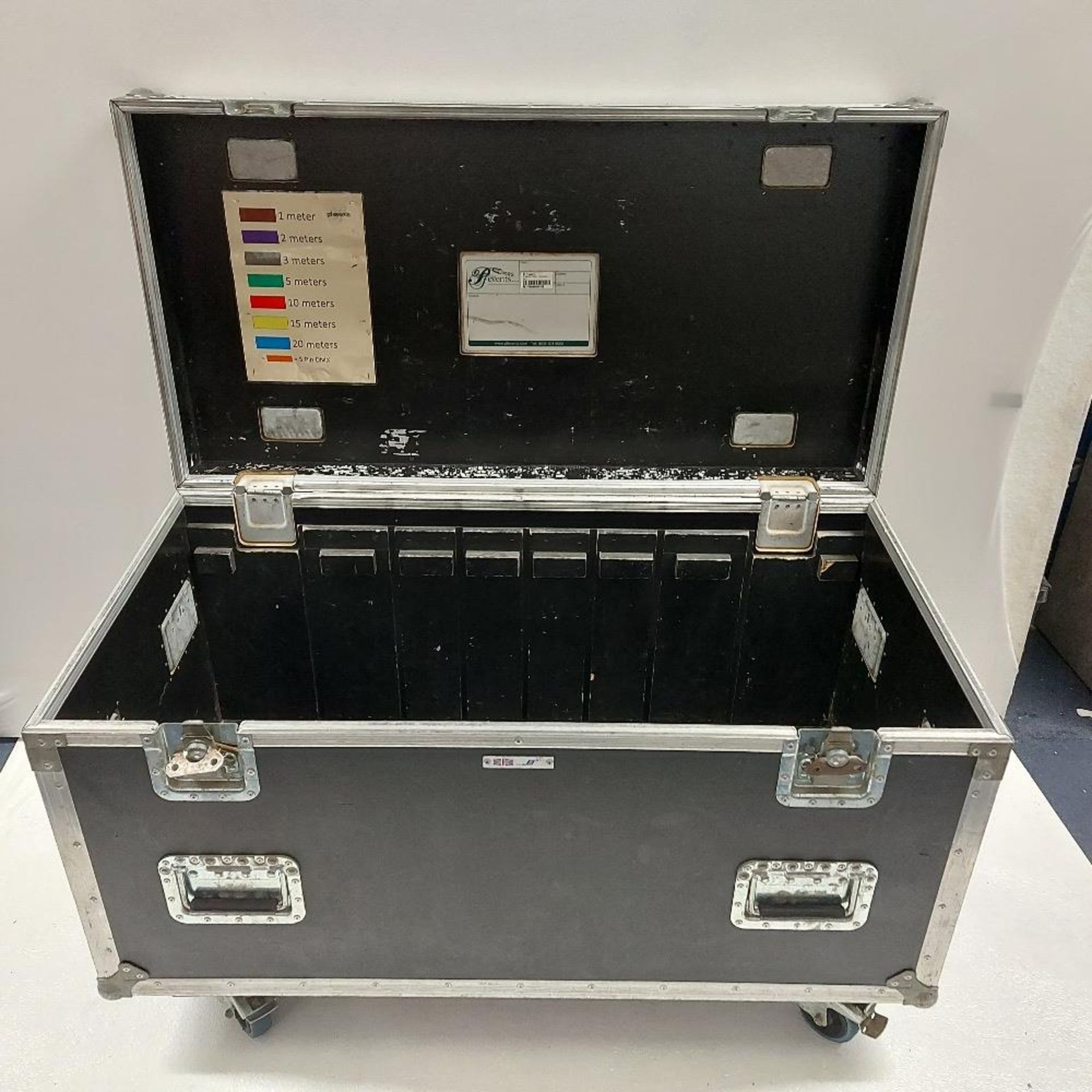 Heavy Duty Mobile Flightcase - Image 2 of 2