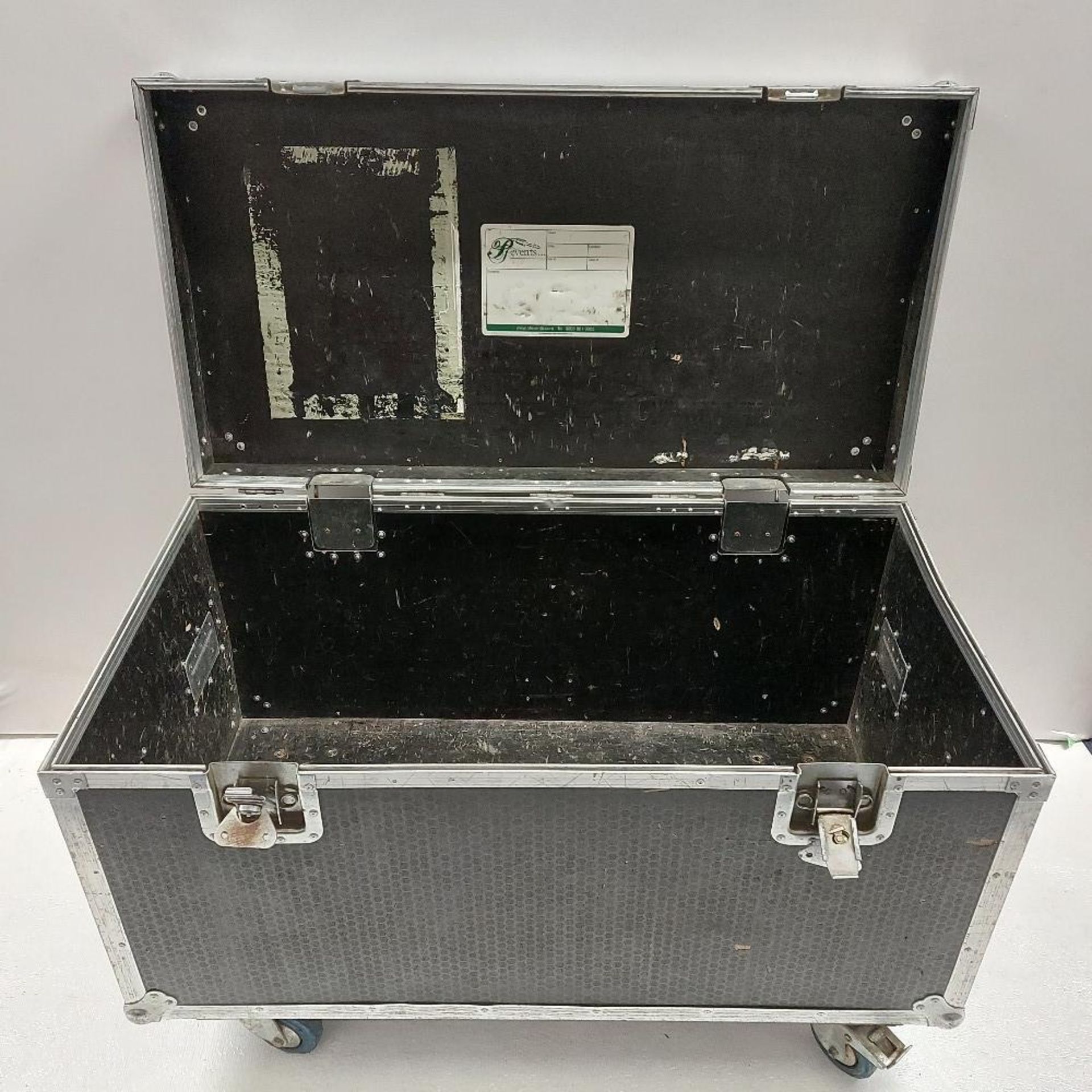 Heavy Duty Mobile Flightcase - Image 2 of 2