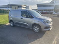 DN69 GZW Vauxhall Combo Panel Van