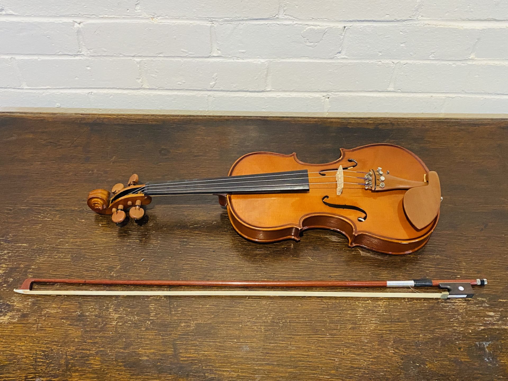 A Cremona violin and bow in travel case - Image 6 of 11