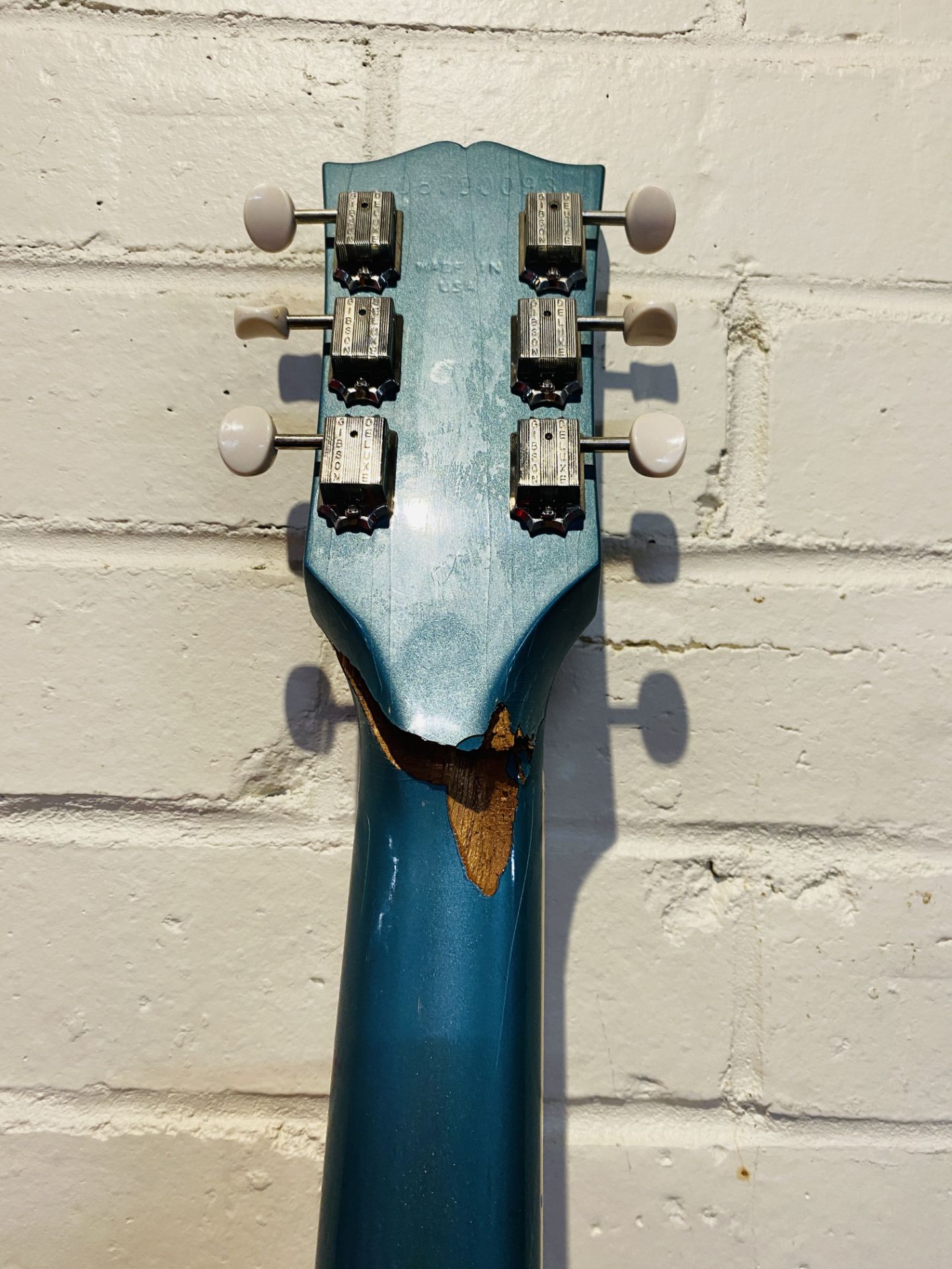 A Gibson electric guitar, SG Special, as found - Image 4 of 15