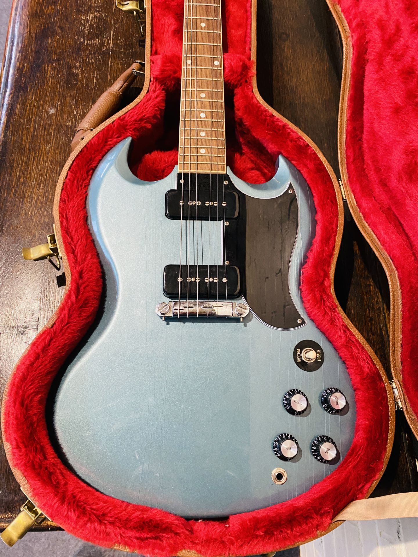 A Gibson electric guitar, SG Special, as found - Image 14 of 15