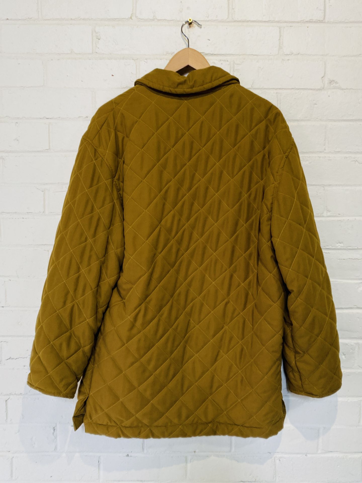 A Holland and Holland quilted coat - Image 5 of 7