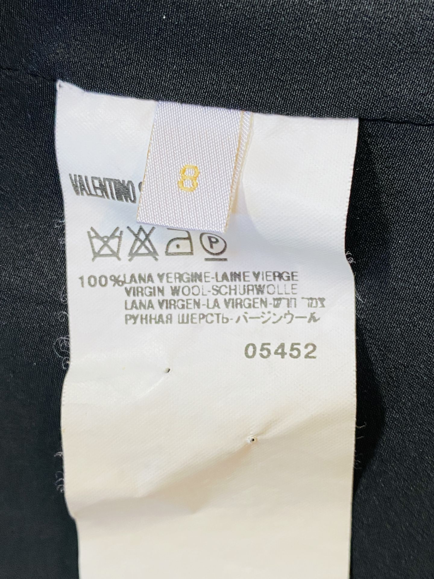 A Valentino 100% virgin wool black jacket - Image 10 of 11