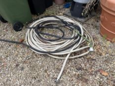 Hose pipe and spray lance