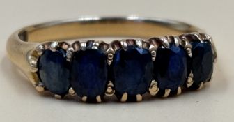 1 Ring mit Steinen - 18 Karat Gold - brutto 4,10 g
