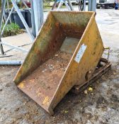 1 x Forklift Tipping Skip - Dimensions: L150 x W96 cms