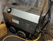 1 x Britclean 3000 SSH Industrial Hot Water Pressure Washer - 24v Controls