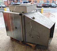 1 x Large Commercial Extraction Unit Component - Removed from a Dark Kitchen  - CL999 - Location: