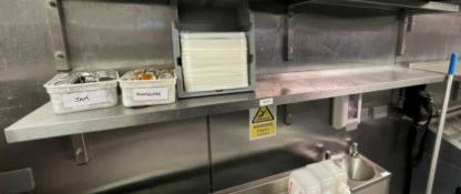 1 x Stainless Steel Shelf - Ref: AC119 - CL1066 - Location: AltrinchamDescription:Dimensions (
