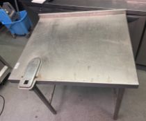 1 x Stainless Steel Prep Table With Upstand - Ref: AC124 - CL1066 - Location: