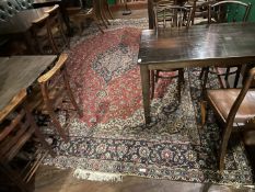 1 x Large Persian Floral Carpet Rug - Approx Size: 390 x 300 cms