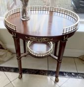 1 x Ornate Round Wood & Brass Table - Ref: AAS136 / HWAY - CL1049 - NO VAT ON THE HAMMER - Location: