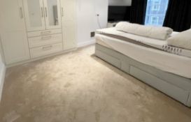 1 x Premium Bedroom Carpet in Beige, 2 x 5-Metres - From an Exclusive Mayfair Residence - Ref: AR017