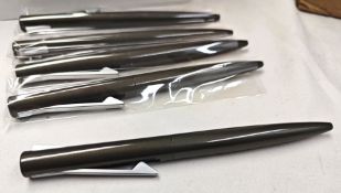 500 x Gunmetal Ballpens With A Silver Clip - Ref: 101018.07.25/NPS42 - CL945 - Location: