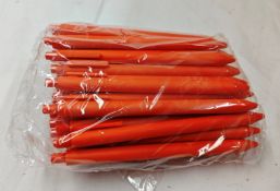 1000 x Rainbow Pens In Orange - Ref: ICE100569/NPS40 - CL945 - Location: WA14Condition Report:New,