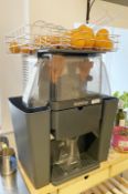 1 x Zummo Z06 Commercial Orange Fuit Juicing Machine - Original Value £3,440 - From an Artisanal