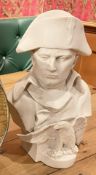 1 x Bust Sculpture Depicting Napoleon Bonaparte in his Signature Bicorne Hat and Military Attire