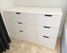 1 x Chest of Drawers - From an Exclusive Mayfair Residence - Ref: AR019 / FBD - CL1058 - NO VAT ON