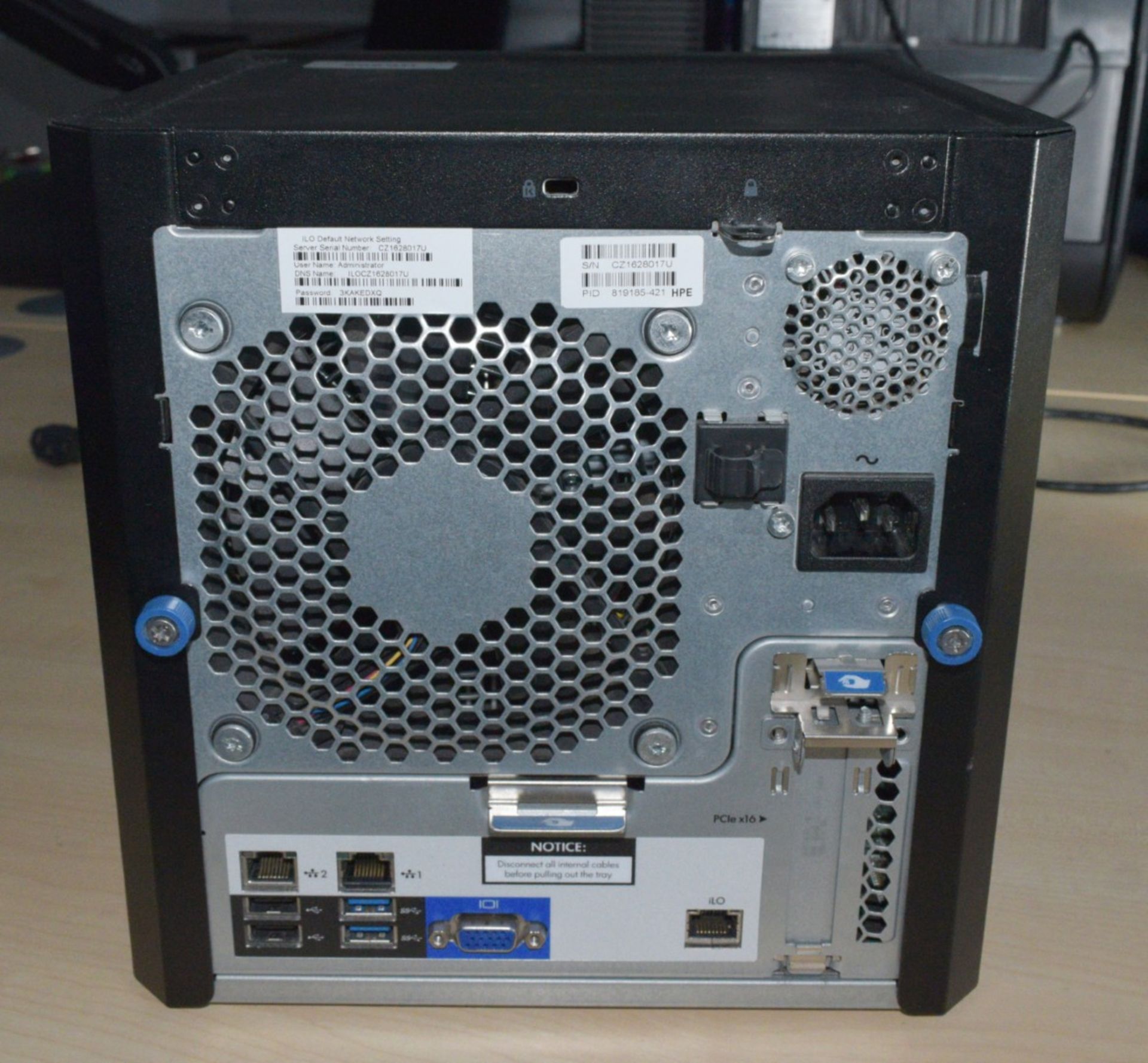 1 x HP ProLiant Microserver Gen8 with 12GB Ram - Model: TPS-W003 - Image 10 of 10