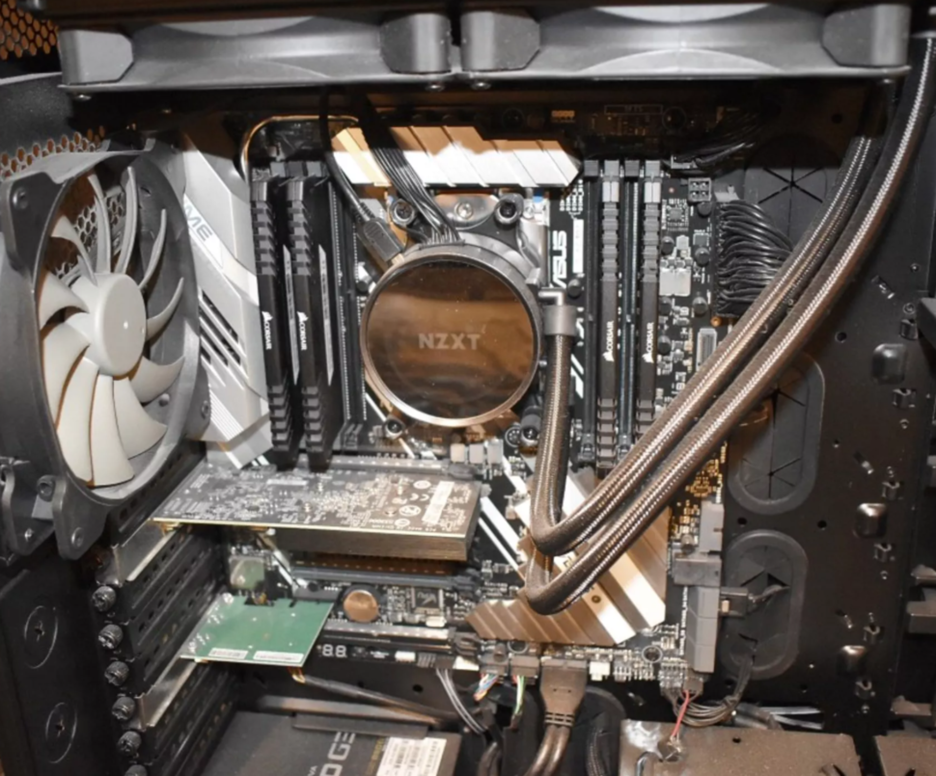 1 x Desktop PC Featuring AMD Threadripper 1950X Processor With NZXT Liquid Cooler, Asus Prime X399-A - Image 2 of 7