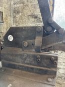 1 x Manual Guillotine On Tall Stand - Ref: DL034 - CL1069 - Location: Aylesbury HP18