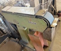 1 x HM TAS 100 Belt Sander On Stand - Ref: DL013 - CL1069 - Location: Aylesbury HP18Collection