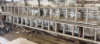 1 x Quantity Of Ladders And Wall Mounted Rack - Ref: DL032 - CL1069 - Location: Aylesbury