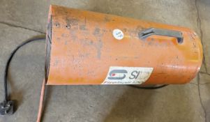 1 x Fireball 120 Space Heater - Ref: DL016 - CL1069 - Location: Aylesbury HP18