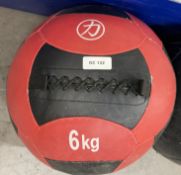 1 x Strength Shop 6kg Medicine / Wall Ball - Colour: Red/Black