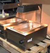 1 x Lincat Silverlink 600 Chip Scuttle - Model: CS4/G - Stainless Steel Scuttle with Gantry