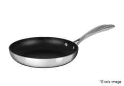 1 x SCANPAN 'HaptIQ' Premium 26cm Non-Stick Handcrafted Frying Pan - Original Price £159.00 - Ref: