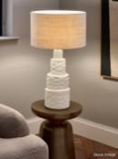 1 x CHELSOM Luxury Ceramic Table Lamp In Plaster with Satin Brass Metalwork