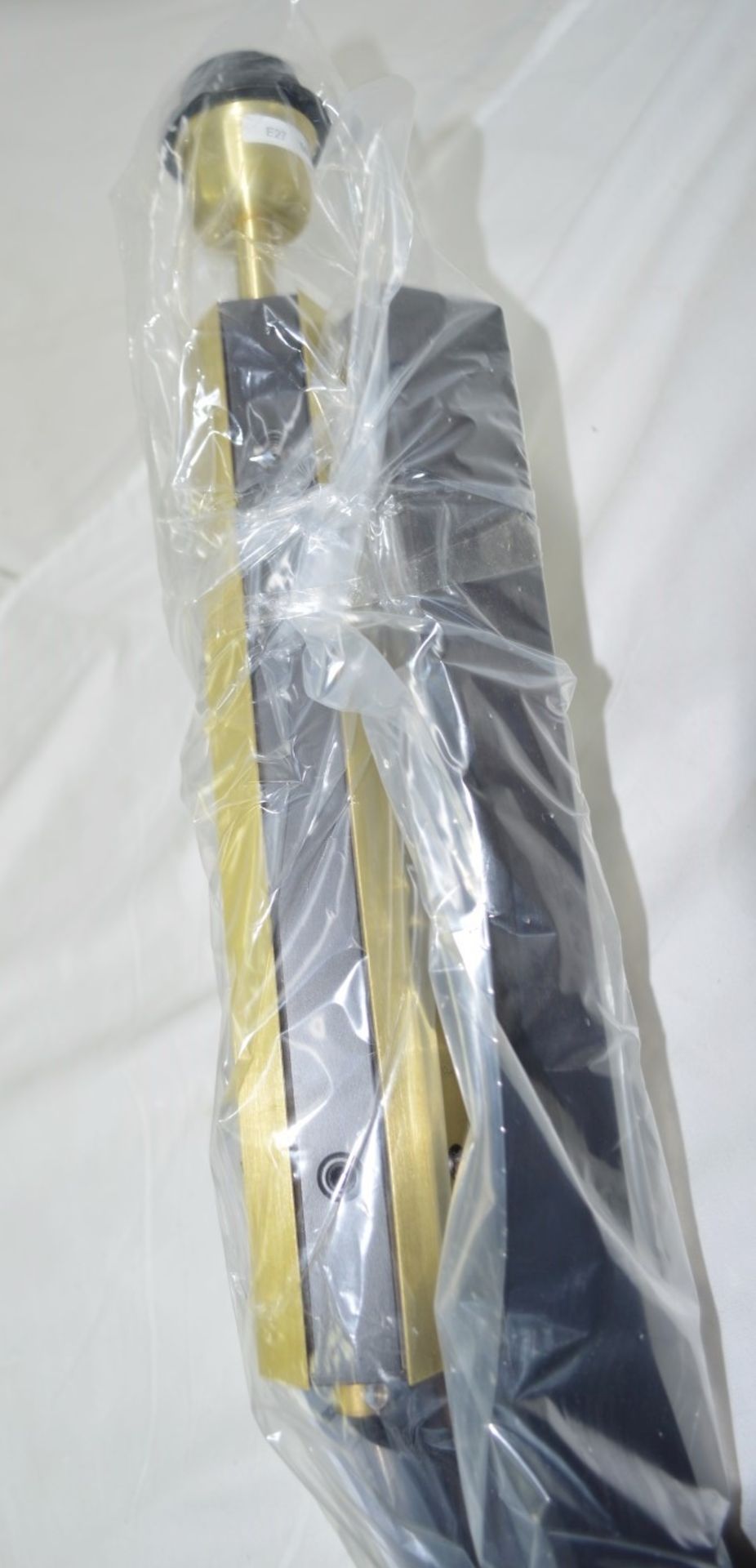 1 x CHELSOM 'Tribus' Luxury Freestanding Wooden Legged Floor Lamp in a Wenge and Satin Brass Finish - Image 4 of 9