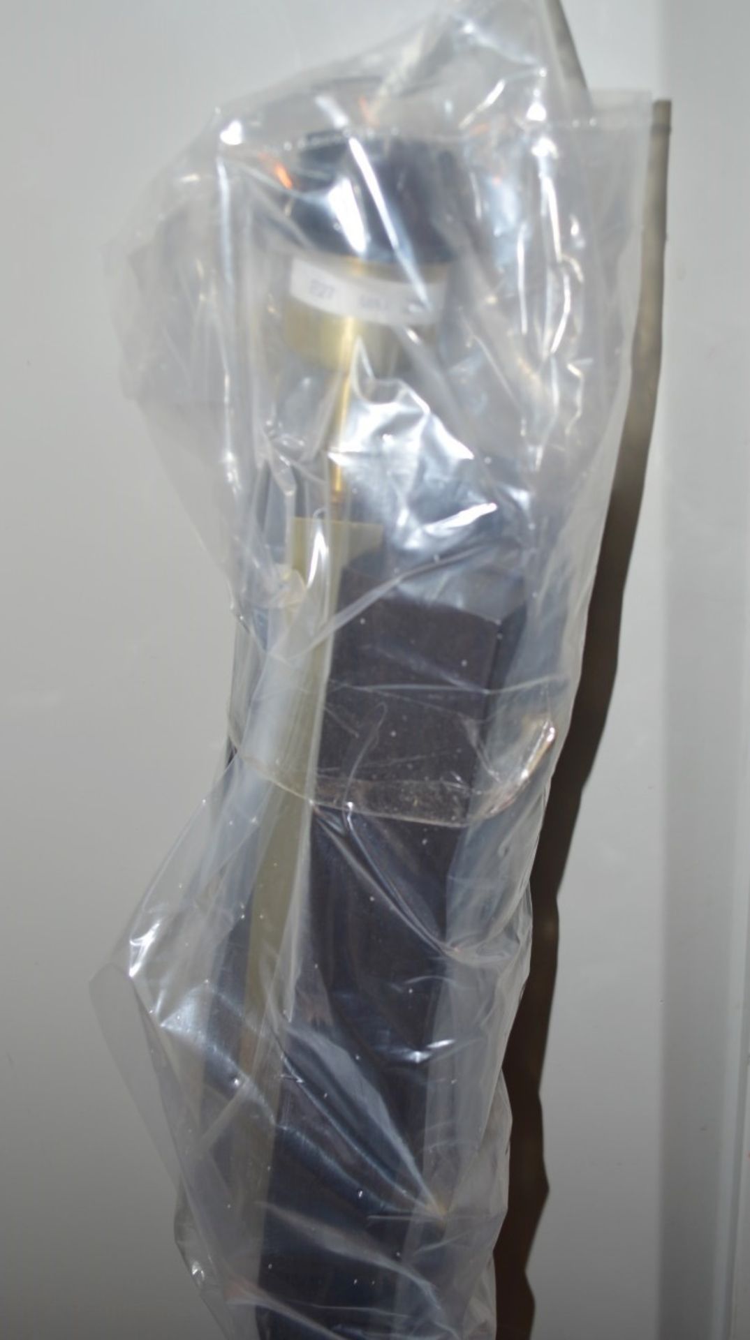 1 x CHELSOM 'Tribus' Luxury Freestanding Wooden Legged Floor Lamp in a Wenge and Satin Brass Finish - Image 3 of 9