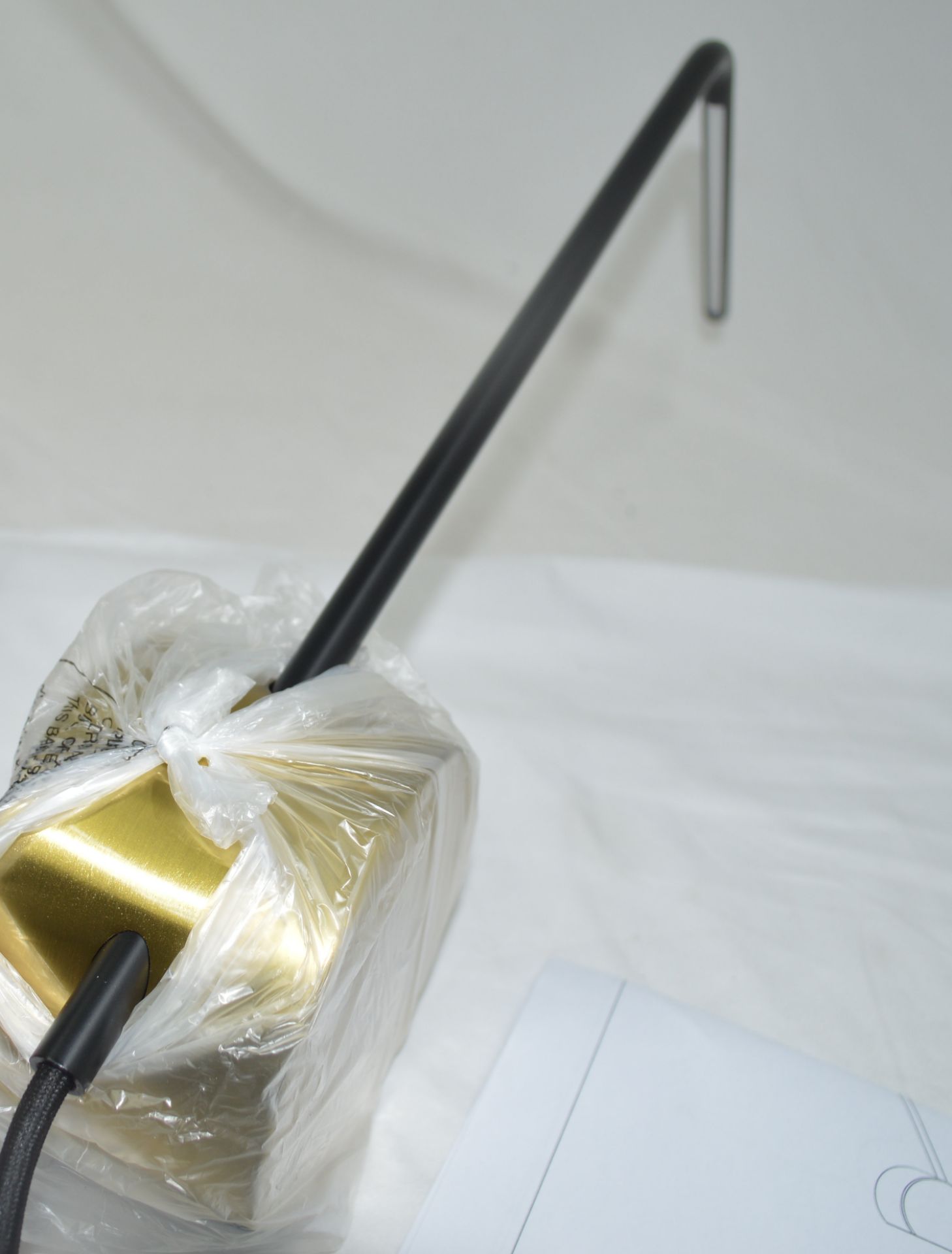 1 x CHELSOM 'Rest' Luxury Desk Lamp Finished In Satin Black and Brushed Brass - Image 2 of 13