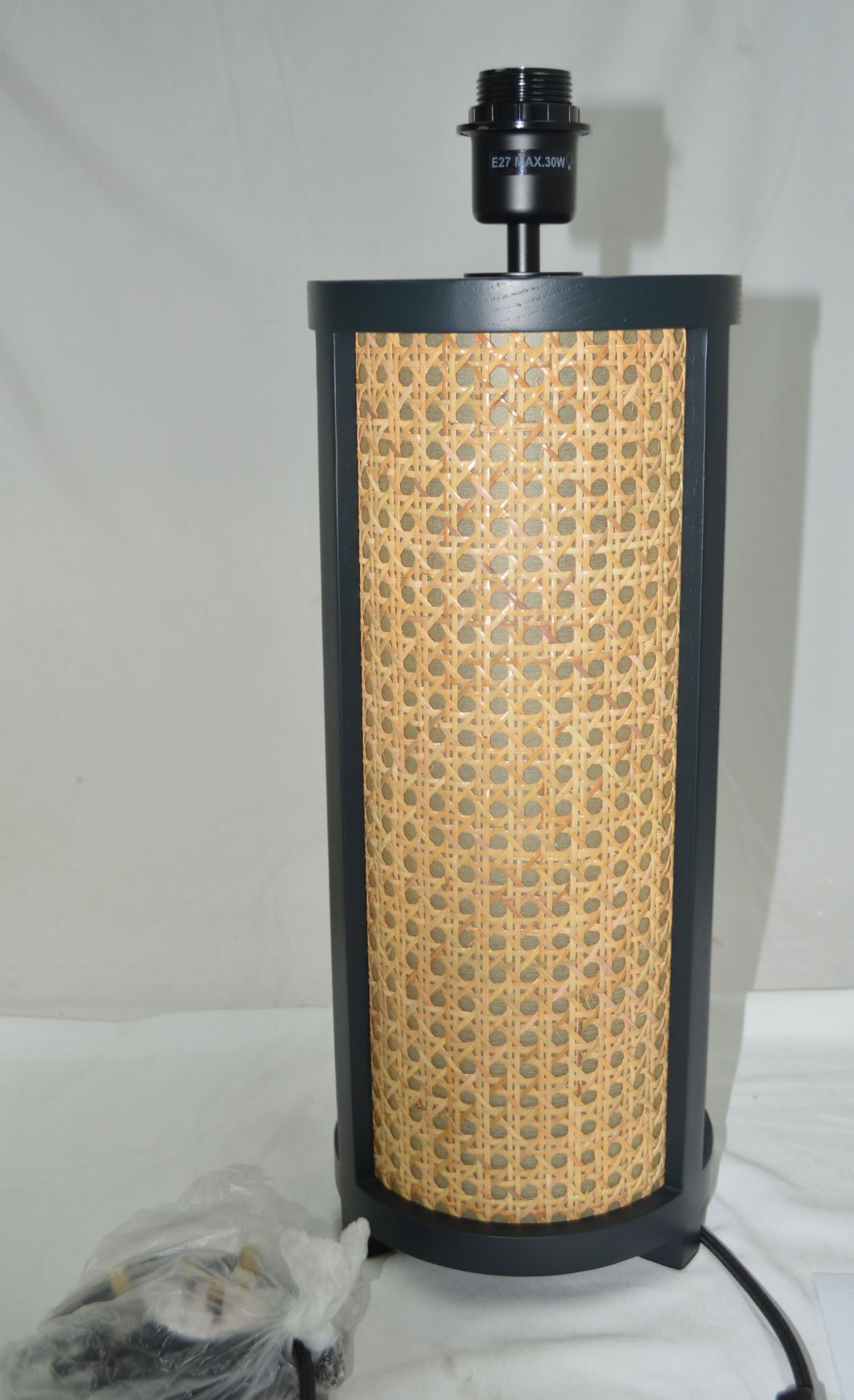 Pair of 'Weave' Luxury Table Lamp featuring Satin Black Metalwork and Natural Cane - Image 4 of 14