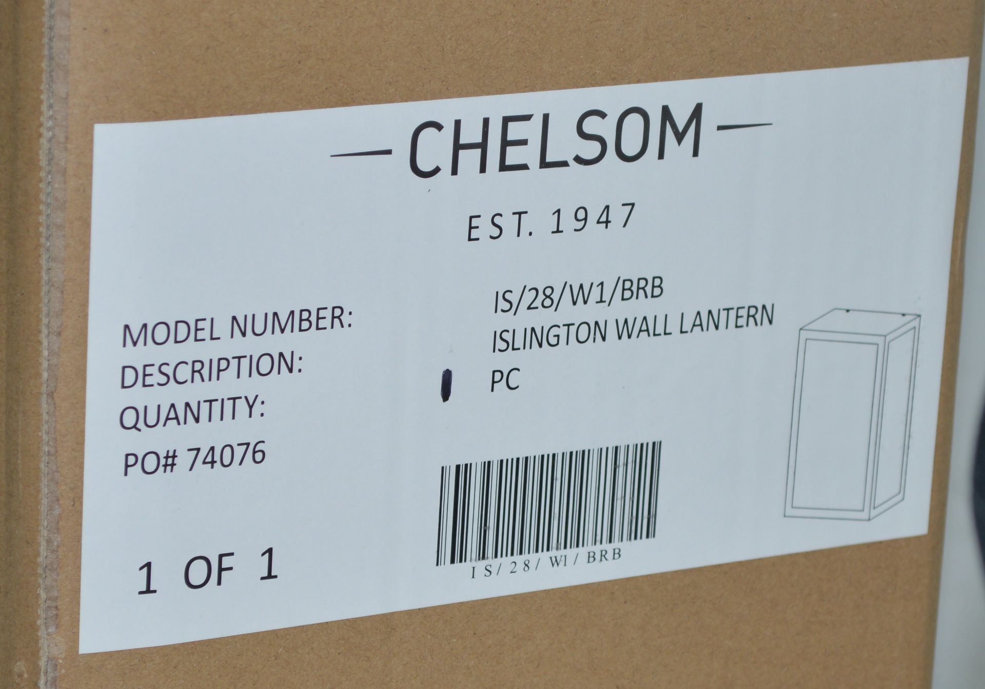 1 x CHELSOM 'Islington' Luxury Steel Classic Wall Lantern Light Fitting in a Brushed Brass Finish - Image 2 of 12