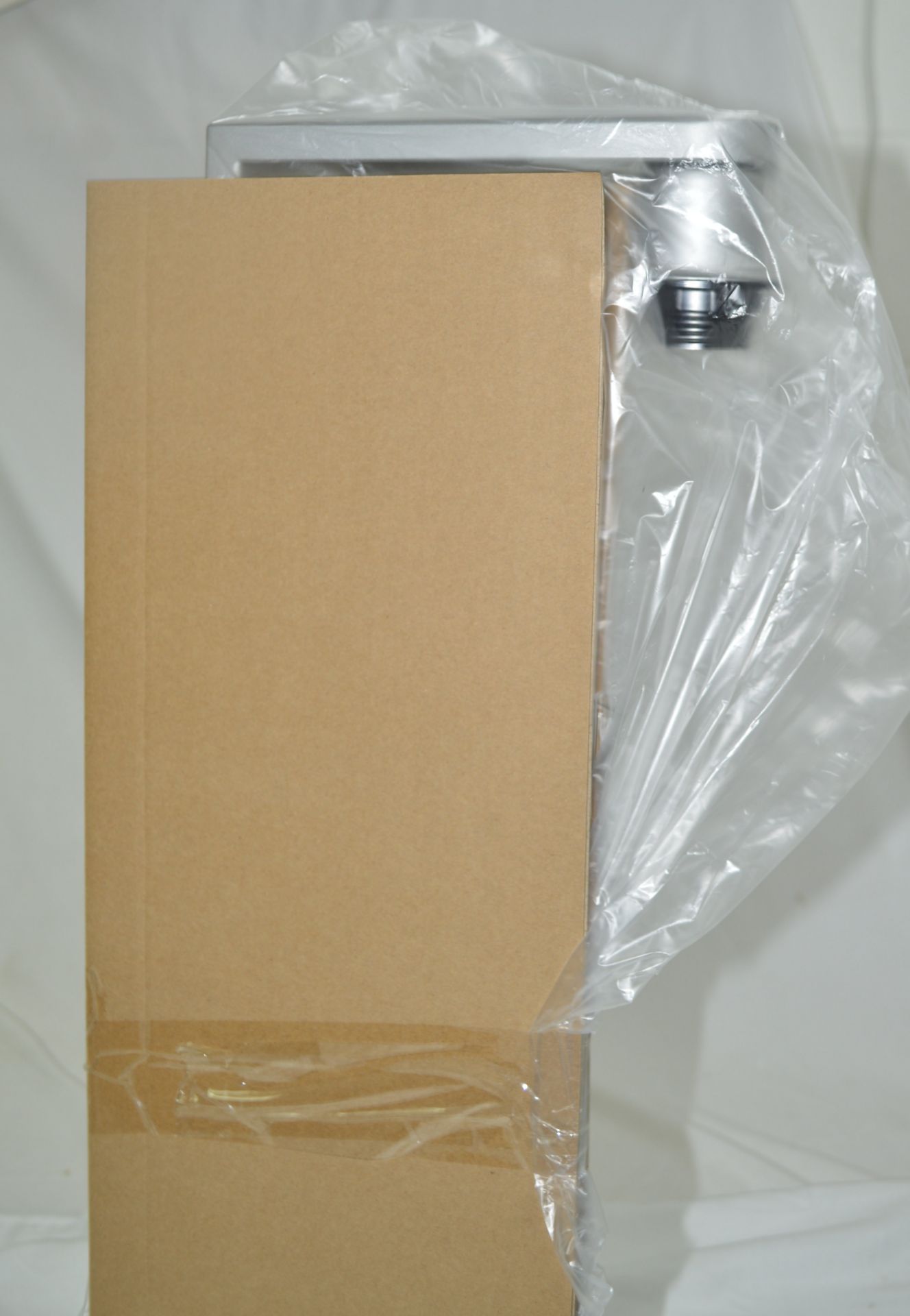 Pair of 'Trip' Luxury Steel Built Table Lamps with an Aluminium Finish - Switched - Ref: - Image 7 of 12