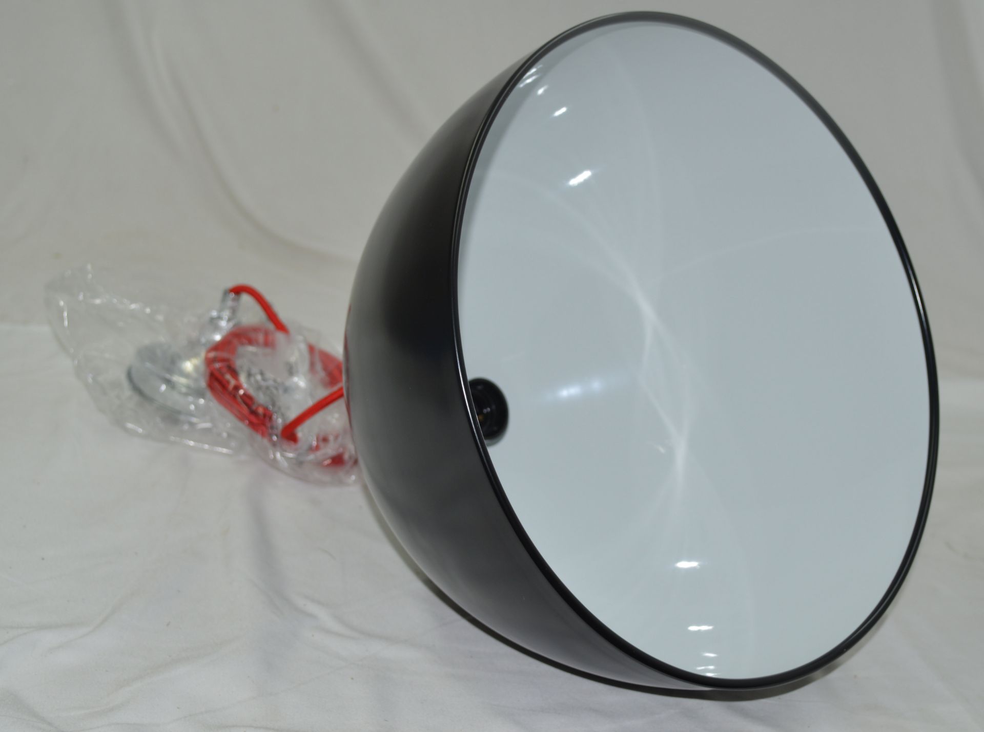 1 x CHELSOM 'Dine' Luxury Ceiling Pendant Light Fitting in a Stylish Black Finish with White Inner - - Image 20 of 20