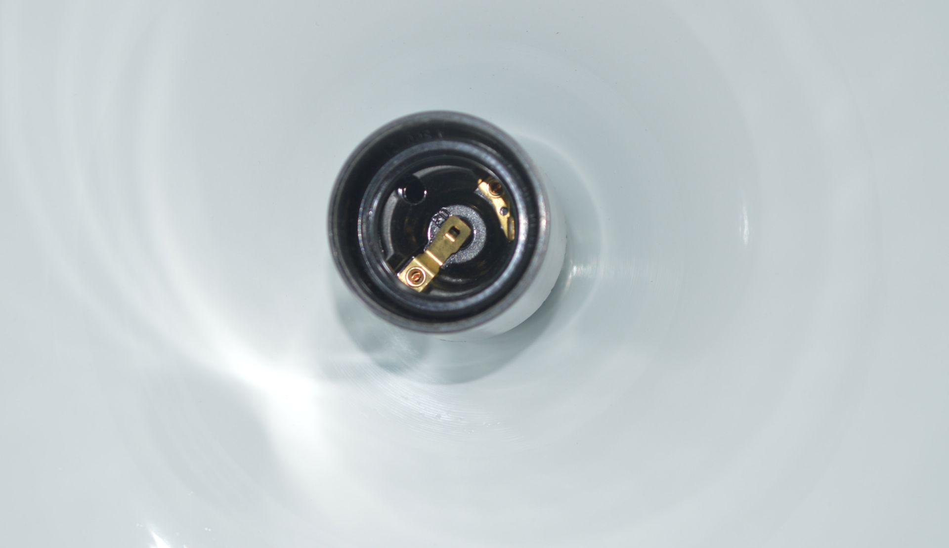 1 x CHELSOM 'Dine' Luxury Ceiling Pendant Light Fitting in a Stylish Black Finish with White Inner - - Image 5 of 20