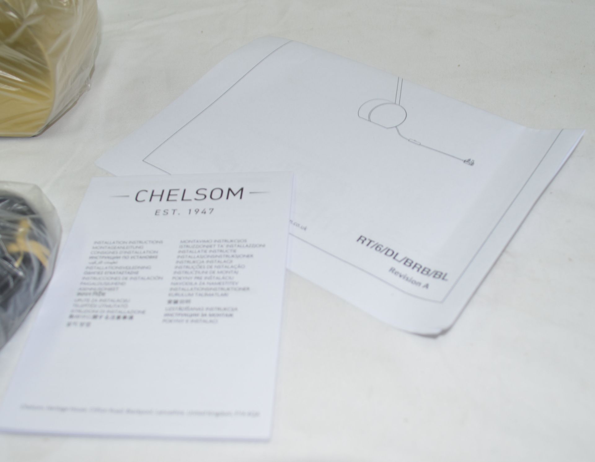 1 x CHELSOM 'Rest' Luxury Desk Lamp Finished In Satin Black and Brushed Brass - Image 5 of 13