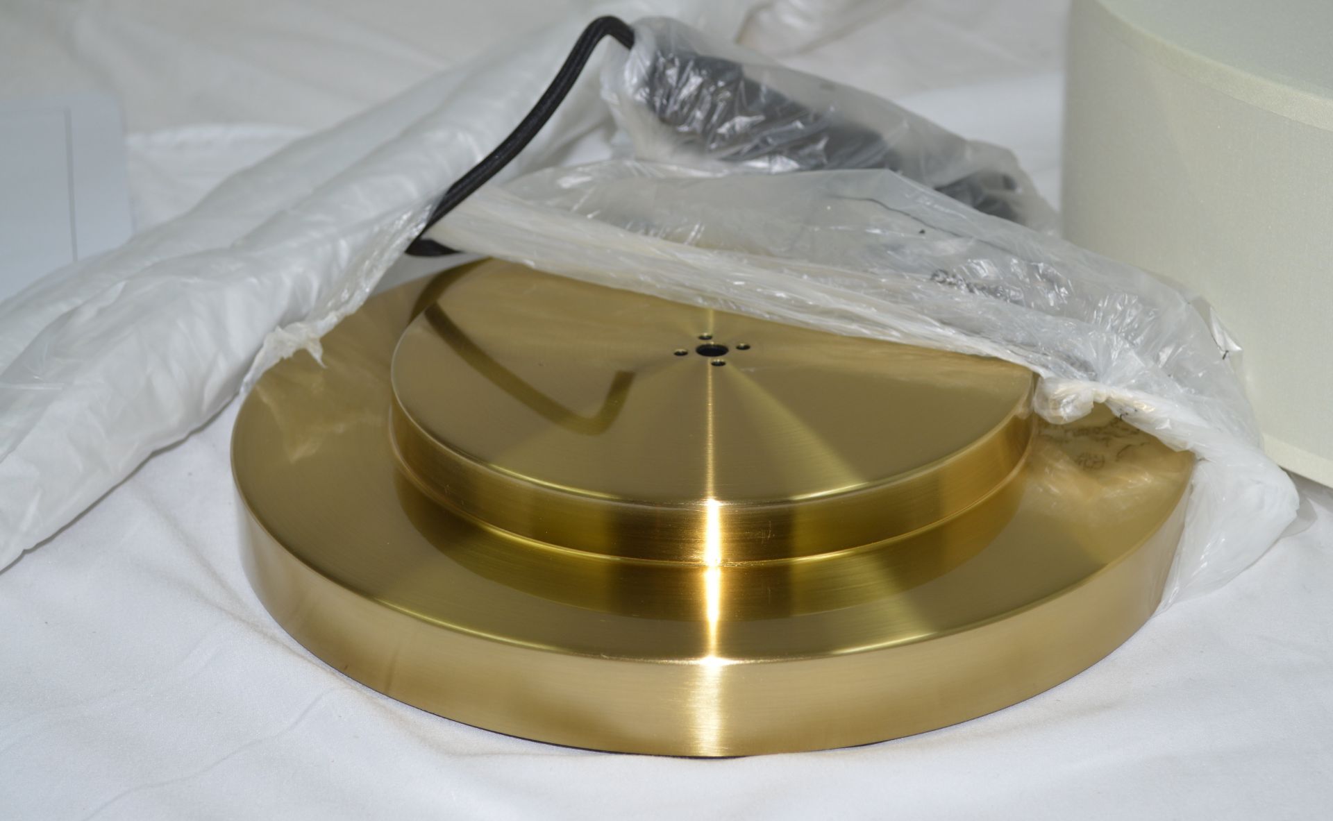 1 x CHELSOM 'Richmond' Luxury LED Freestanding Floor Lamp in a Brushed Brass Finish with Shade - Image 13 of 17