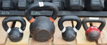 4 x Mirafit Cast Iron Kettle Bell Weights - Various Sizes - Ref: WGC101 - CL1081 - Location: