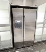 1 x Siemens iQ500 Side-By-Side Fridge-Freezer - Original Value £2,999 - From an Upmarket Cheshire