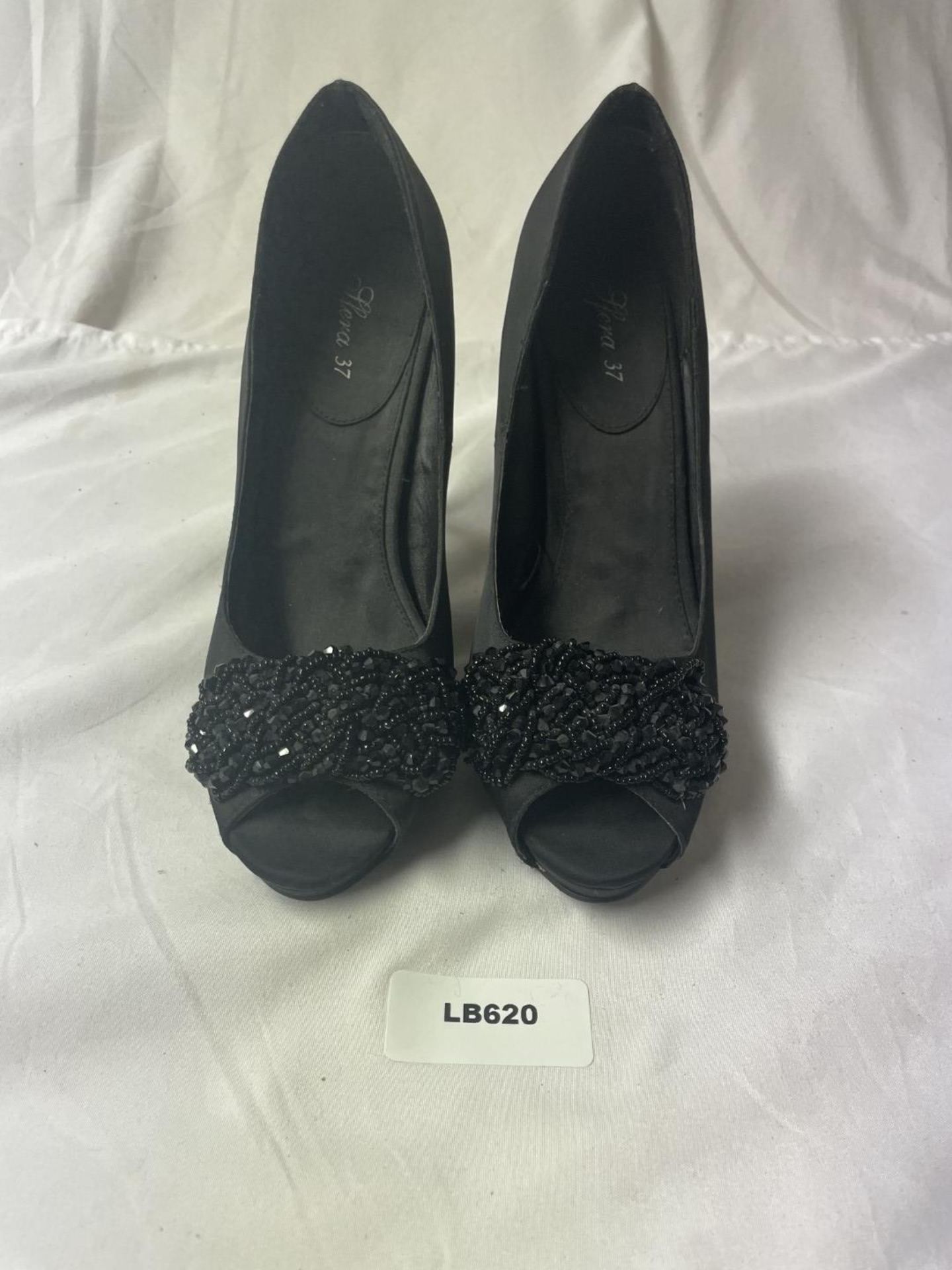 1 x Pair of SFERA Ladies' Peep Toe 3.15 Inch High Heel Shoes in Black - Size: EU37 / UK6 - Ref: - Image 22 of 22