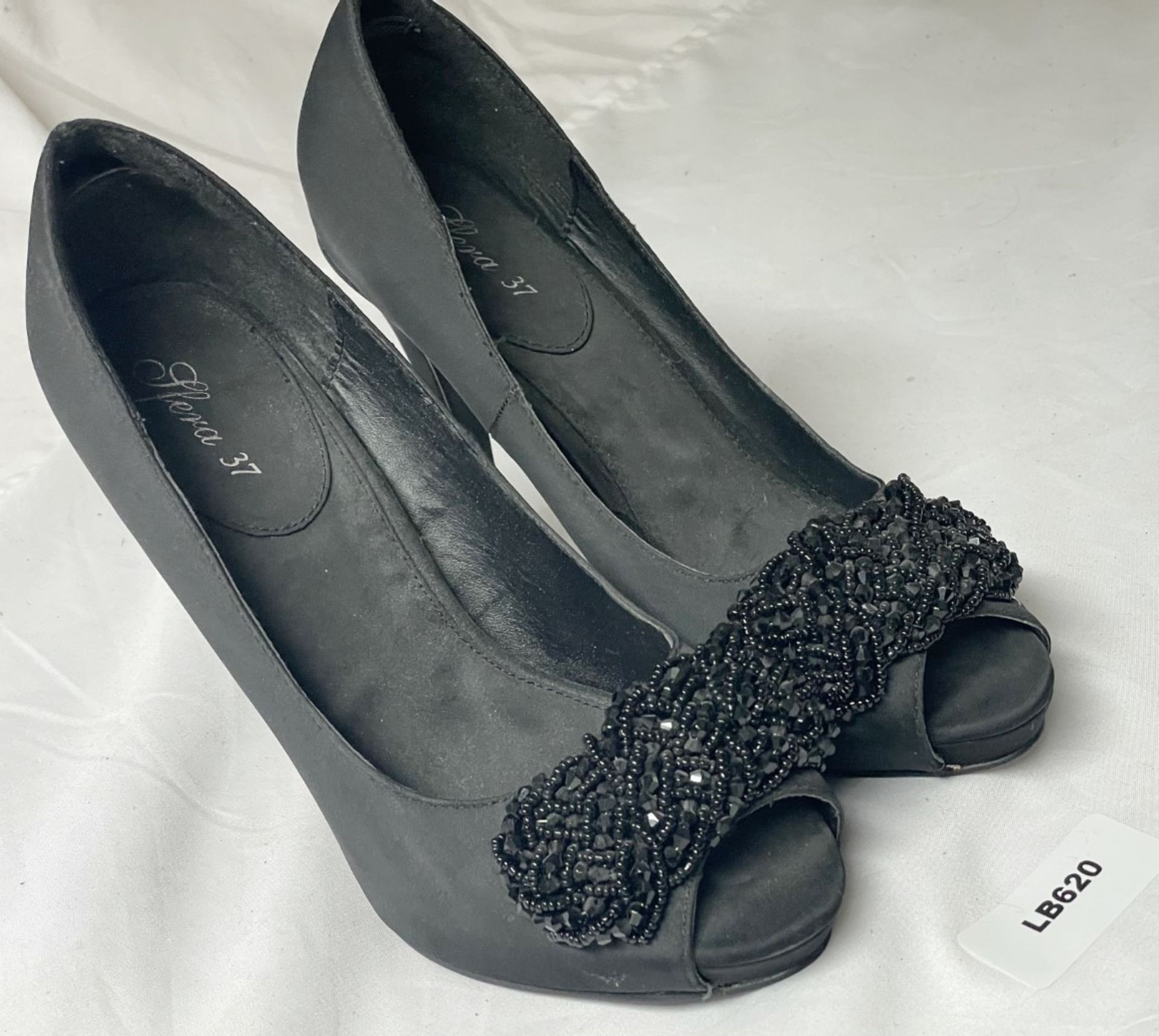 1 x Pair of SFERA Ladies' Peep Toe 3.15 Inch High Heel Shoes in Black - Size: EU37 / UK6 - Ref: - Image 15 of 22