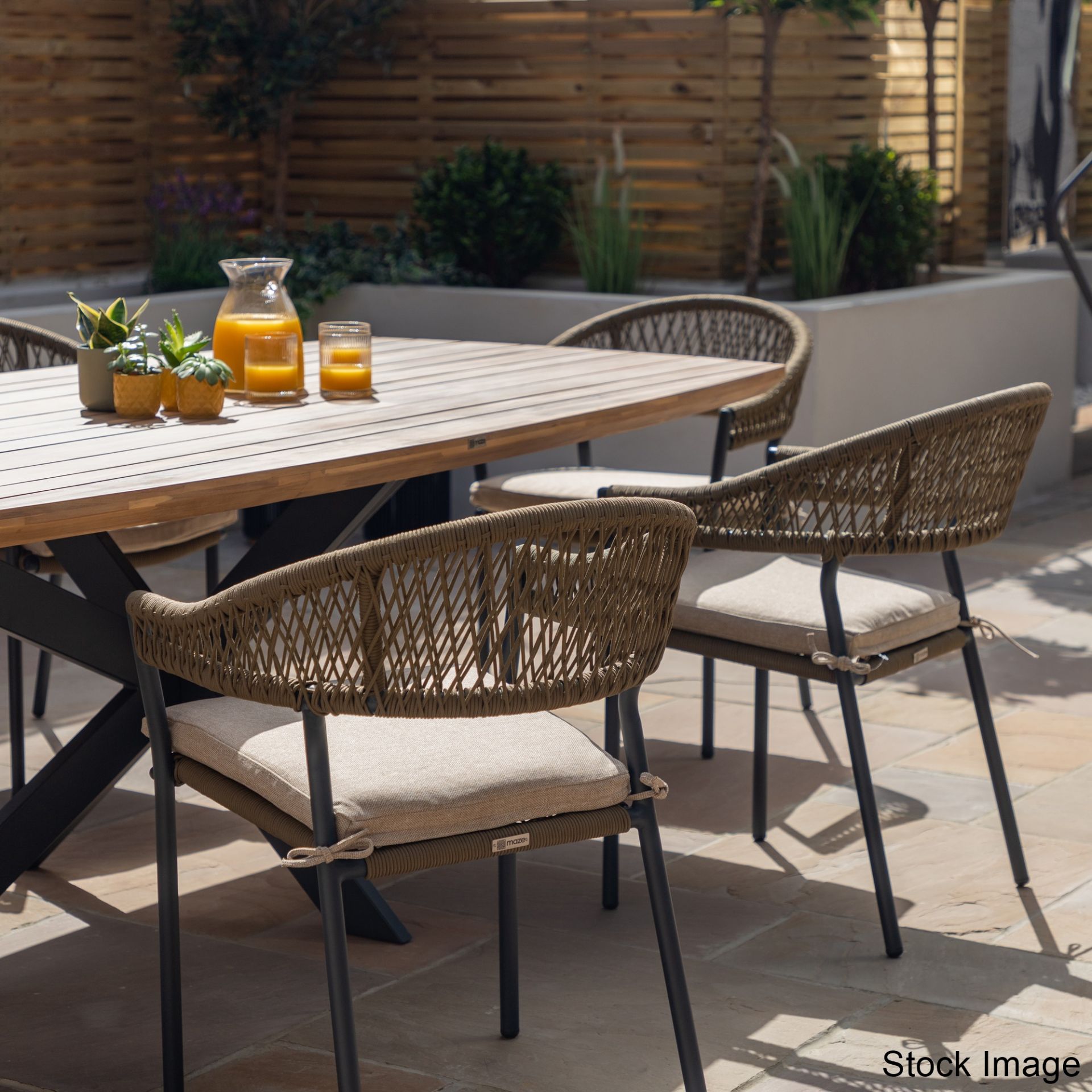 1 x MAZE 'Bali' Rope Weave 8-Seat Oval Dining Set - Original Price £2,699 - Image 19 of 21