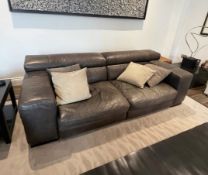 1 x Natuzzi Sofa with Electric Recliner Seats - Ref: VB10 - CL1029 - NO VAT ON THE HAMMER -