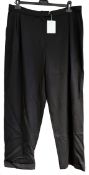 1 x Pair of LIOLA SPORT Ladies' Designer Trousers in Black - Size: IT54 / UK22 - Original Price: €